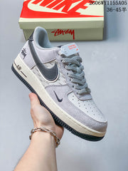 Nike Air Force 1 Low '07 x Supreme White and Navy Sneakers