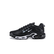 Nike Air Max Plus Sneakers, Black