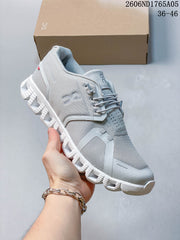 On Cloud 5 Lightweight Sneakers