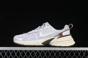 Nike V2K Run Low-Top Sneakers White FD0736-202