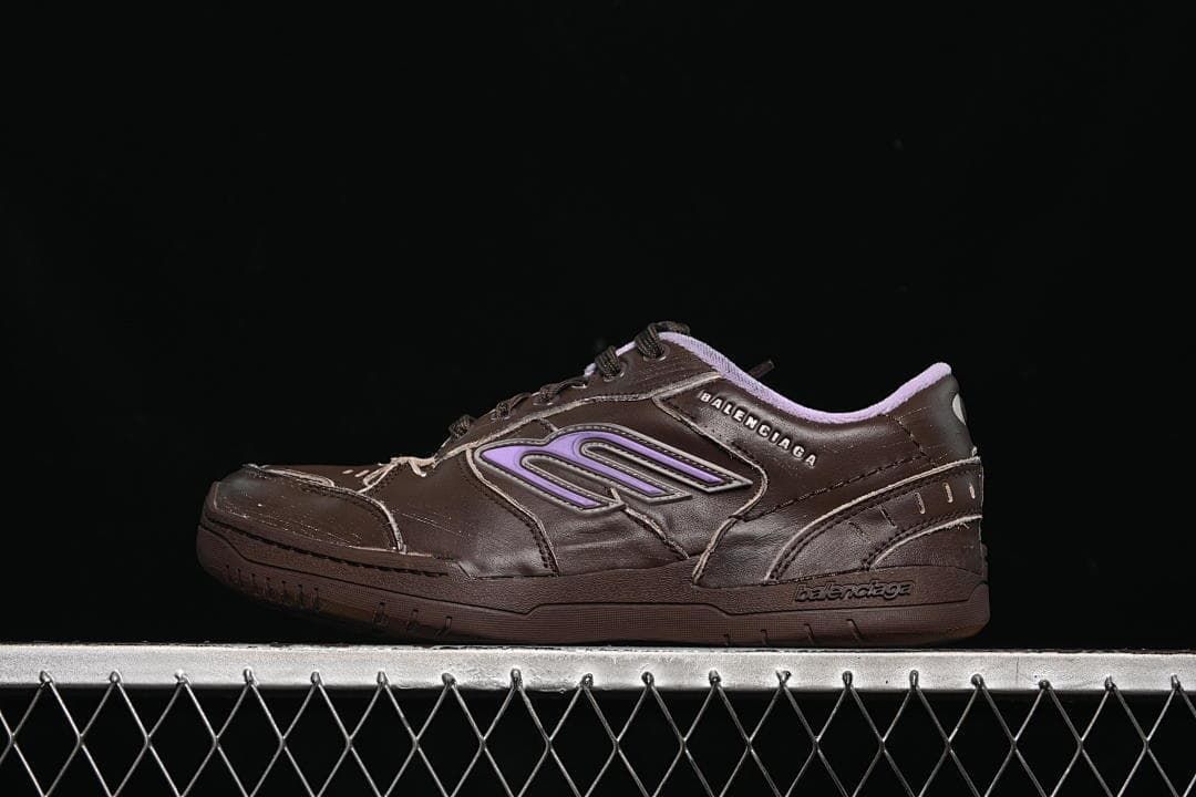 Balenciaga Hamptons Worn-Out Brown Sneakers