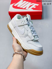 Nike SB Dunk Low DV0821-400 Sneakers