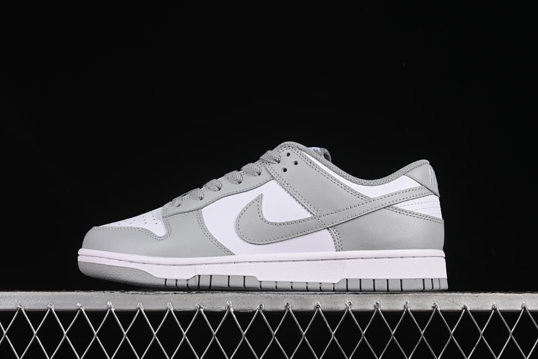 Nike Dunk Low Retro White Grey Sneakers HF5441-105