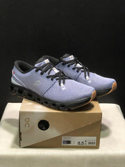 On Cloud X 4 Sneakers in Feather Black