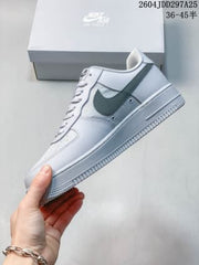 Nike Air Force 1 '07 LV8 Low-Top Sneakers White Green IV3222-400