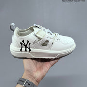 New York Yankees Low-Top Platform Sneakers, White