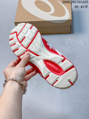 ASICS Gel-TRUCK Running Sneakers White Red 1203A485-001