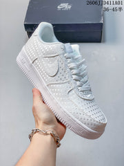 Nike Air Force 1 '07 Low Sneakers in Patterned Metallic and White