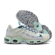 Nike Air Max Plus Sneakers with Speckled Sole