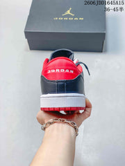 Jordan Court Connect Low-Top Sneakers Navy Red IQ5698-101