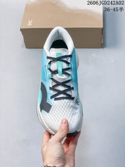 ON Cloudboom Max Sneakers Turquoise White 2606JGD242A02