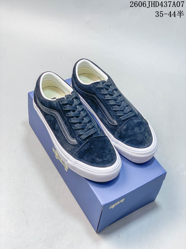 Vans Old Skool 36 Low-Top Sneakers, Navy and White