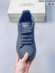 Alexander McQueen Low-Top Sneakers in Charcoal Blue, 68155ASOWE
