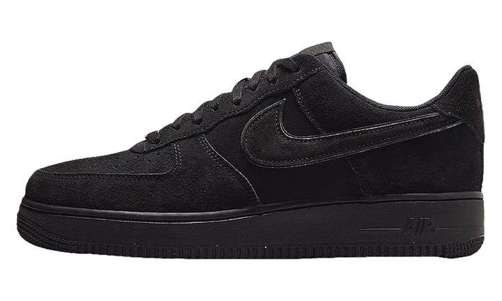 Air Force 1 Low '07 LV8 "Black Cat" HQ1966 002
