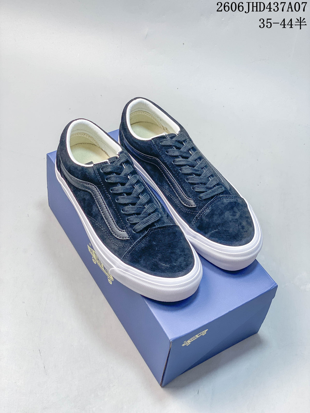 Vans Old Skool 36 Low-Top Sneakers, Navy and White
