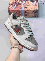 Nike SB Zoom Dunk Low Sneakers in Multicolor