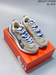 Nike Sacai VaporWaffle SP Sneakers Beige Blue