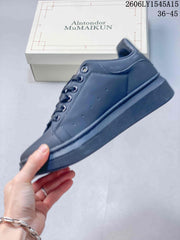 Alexander McQueen Low-Top Sneakers in Charcoal Blue, 68155ASOWE