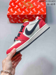 Nike Dunk Low Cloud and Horse Embroidery Sneakers