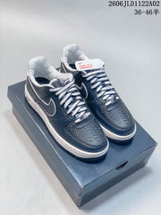 Nike Air Force 1 '07 Leather Sneakers Black