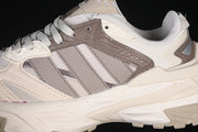 adidas XLG Storm Edge KK1003 Sneakers in Rice and Brown