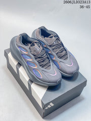 The North Face Hedgehog Sneakers in Gray