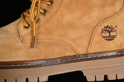 Timberland TB10078 Mid-Top Lace-Up Boots in Wheat