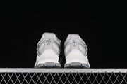 Salomon XT-Quest GTX Sneakers in Silver Gray