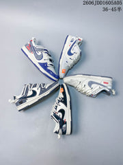 Nike SB Dunk Low Strap-Detail Sneakers YX5066-286