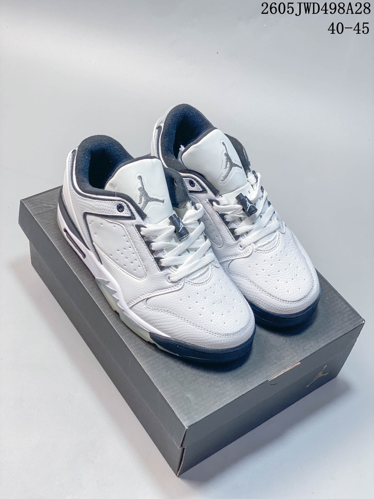 Jordan Air Jordan 5 Retro Low Sneakers White and Gray IO3372