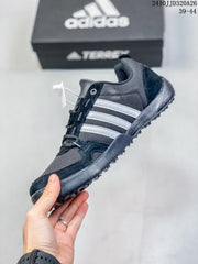 adidas Daroga Plus Canvas Outdoor Shoes QD66605