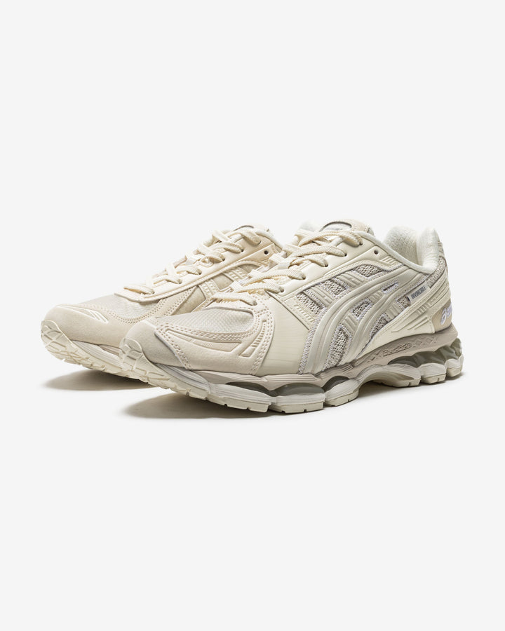 ASICS X  INVINCIBLE X MADNESS GEL-KAYANO 12.1 VANILLA