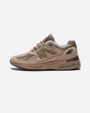 NEW BALANCE 991 v2 ' MADE IN UK ' - WALNUT/ SHITAKE