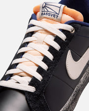 NIKE SB X RASSVET ZOOM TENNIS CLASSIC - BLACK