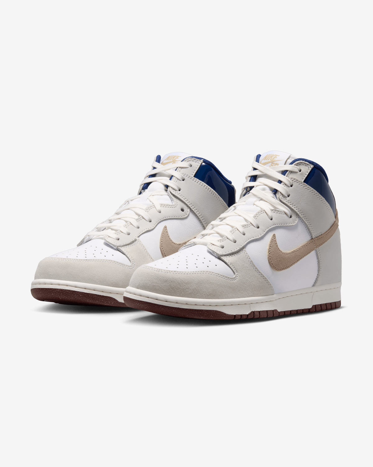 NIKE SB X BEYOND DUNK HIGH PRO QS - WHITE/ IVORY/ SAND DUNE