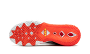 LeBron 18 Low "Sylvester vs Tweety" CV7562 103