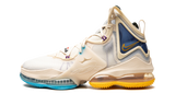 LeBron 19 "Minneapolis Lakers" DC9339 200