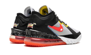 LeBron 18 Low "Sylvester vs Tweety" CV7562 103