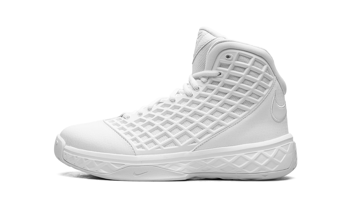 Zoom Kobe 3 Protro GS "Halo" HQ2304 100