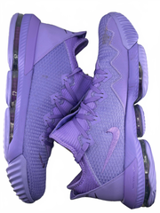 Nike LeBron 16 Low Atomic Violet