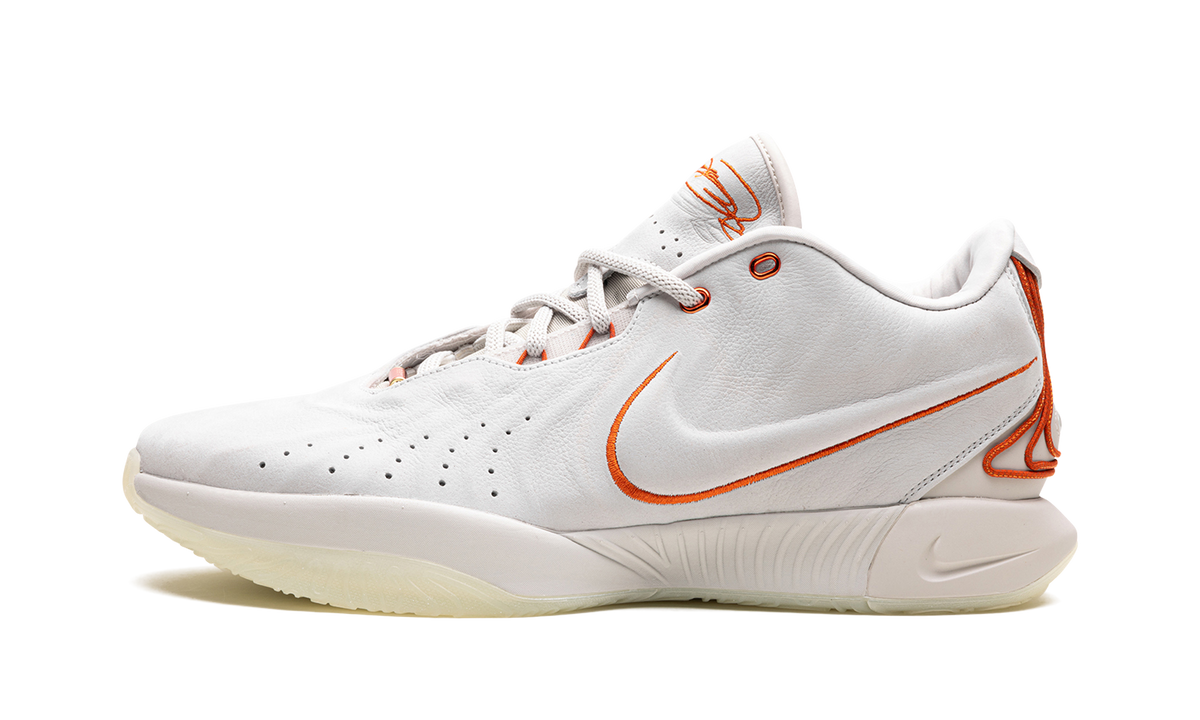 LeBron 21 "Akoya" FV2345 001