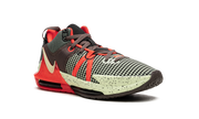 LeBron Witness VII "Alligator" DM1123 001