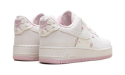 Air Force 1 Low WMNS "Valentine's Day" HV5992 111