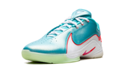 LeBron 22 "Christmas" HV5148 600