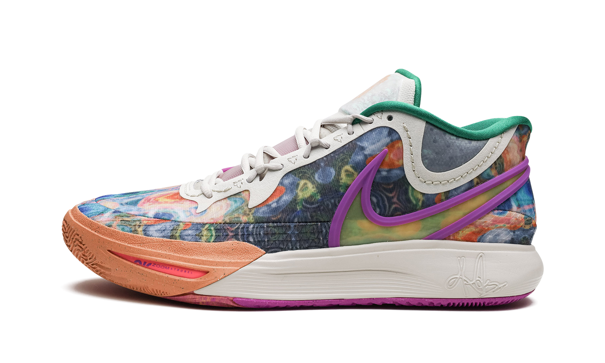 Kyrie 8 "Circle of Life" DQ3840 001